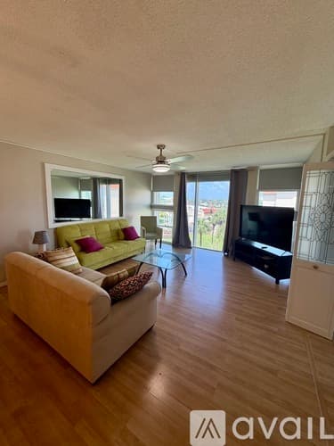 South Pasadena House: 7400 Sun Island Drive South
