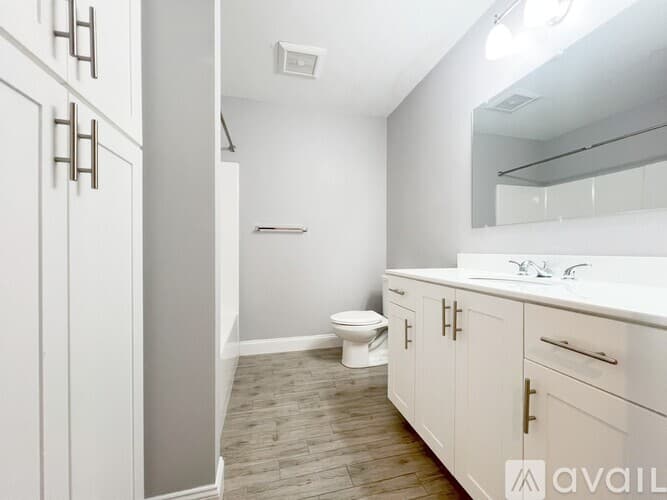 Dedham Apartment: 32 Harris St