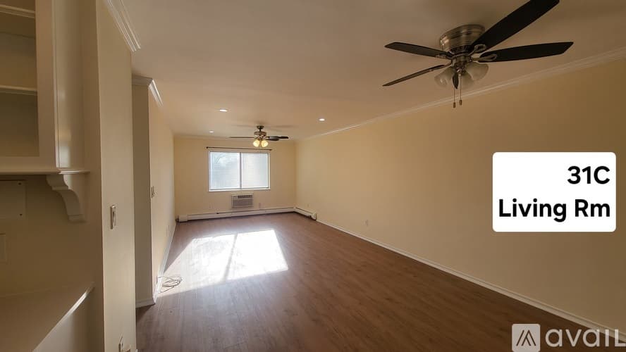 Stratford Condo: 235 Henry Ave