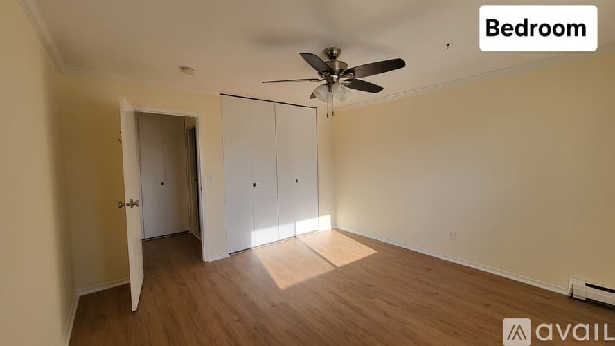 Stratford Condo: 235 Henry Ave