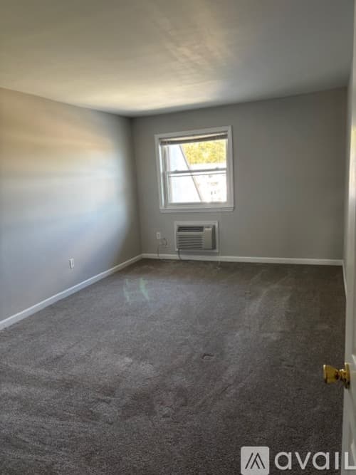 West Lawn Condo: 1334 W Wyomissing Blvd