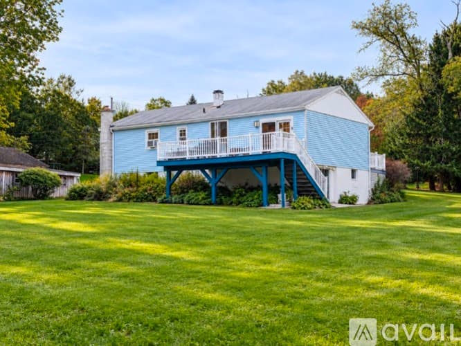 Mongaup Valley House: 16 Martin Ln