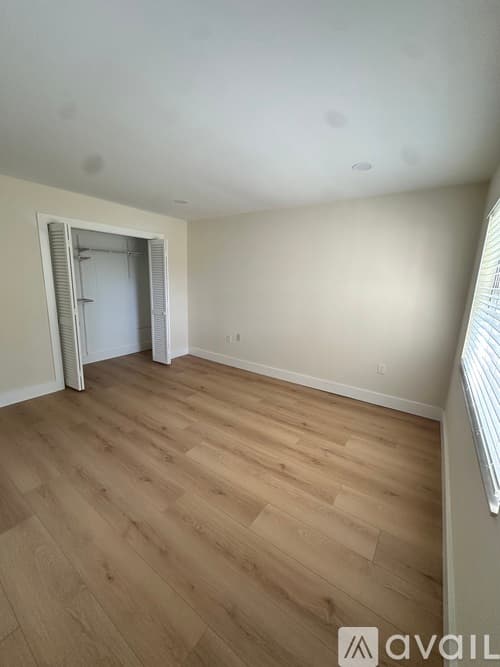 Tampa Condo: 10380 Carrollwood Lane