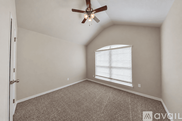 Temple House: 1035 Campbellton Dr