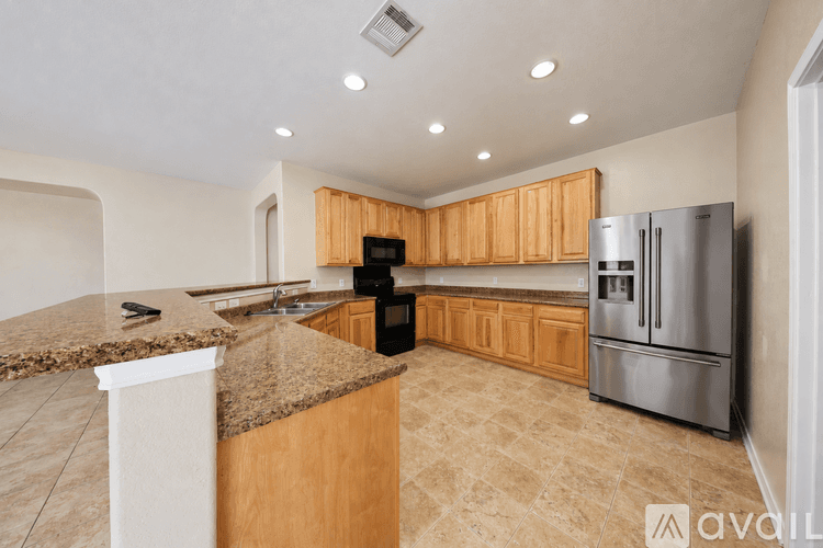 Temple House: 712 Tumbleweed Trail