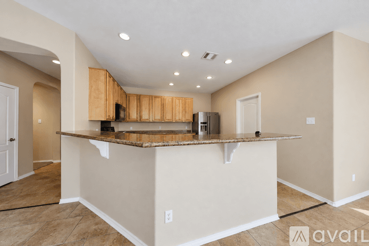 Temple House: 712 Tumbleweed Trail