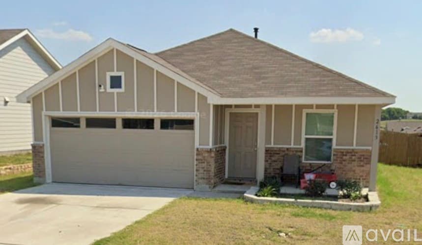 Fort Worth House: 2613 Eden Creek Drive