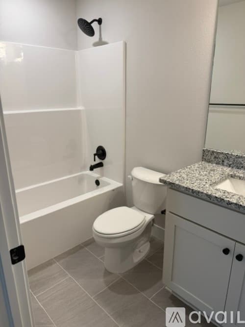 Fayetteville House: 4233 W Barhem Dr