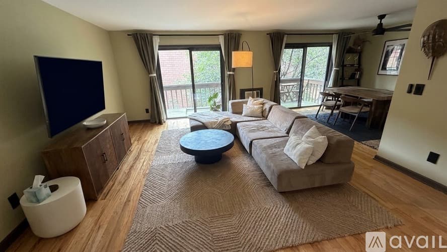 Stamford Condo: 197 Bridge Street