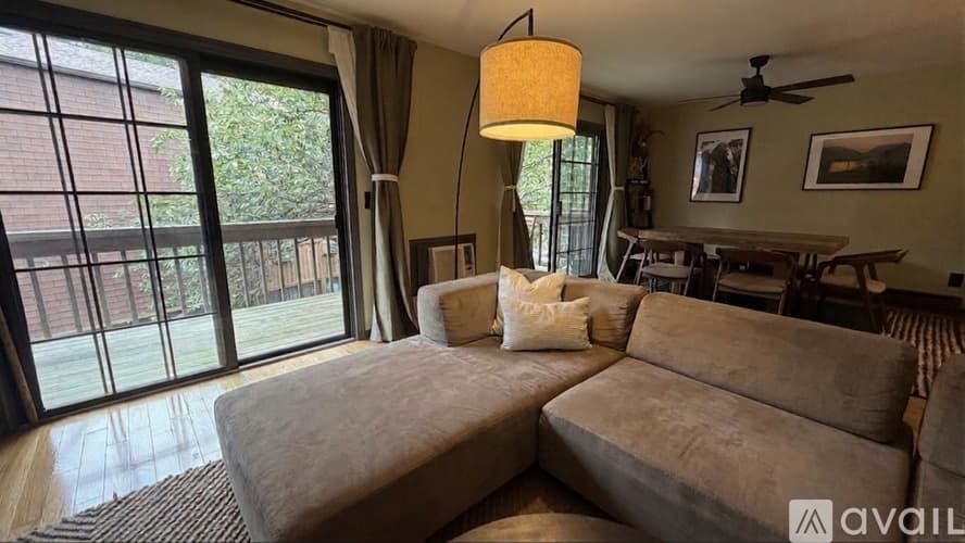 Stamford Condo: 197 Bridge Street
