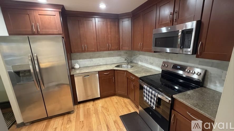 Stamford Condo: 197 Bridge Street