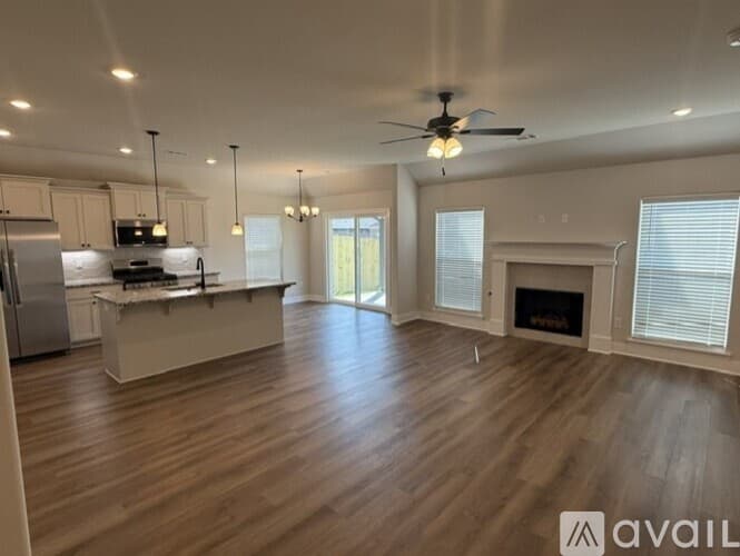Fayetteville House: 4241 W Barhem Drive