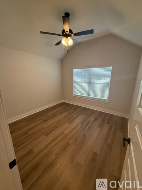 Fayetteville House: 4241 W Barhem Drive