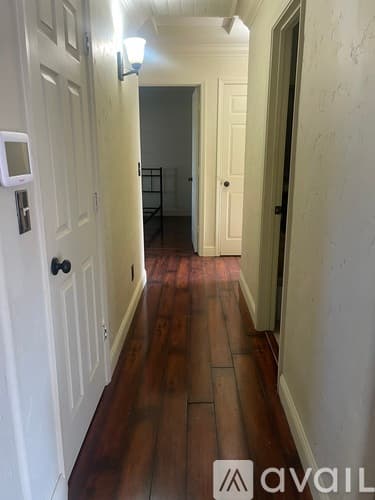 Fresno House: 6568 North Cornelia Avenue