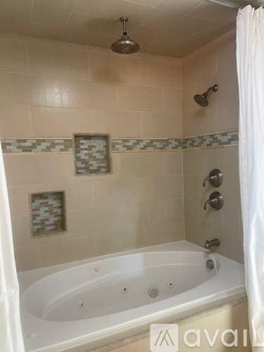 Fresno House: 6568 North Cornelia Avenue