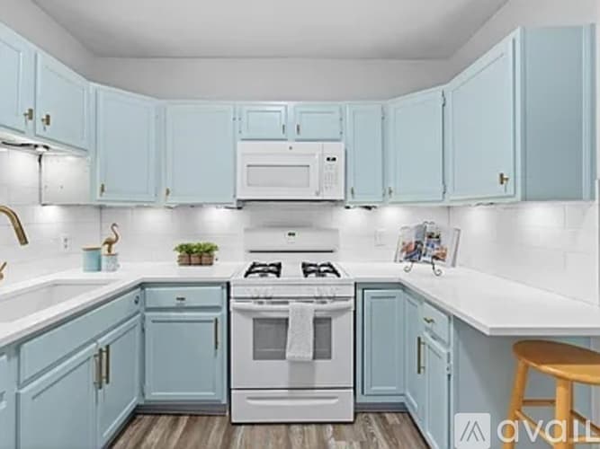 Lenexa House: 8852 Woodland Road