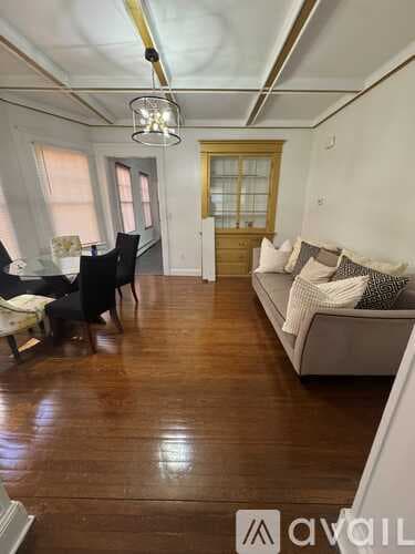 New Haven Apartment: 13 Blake Street