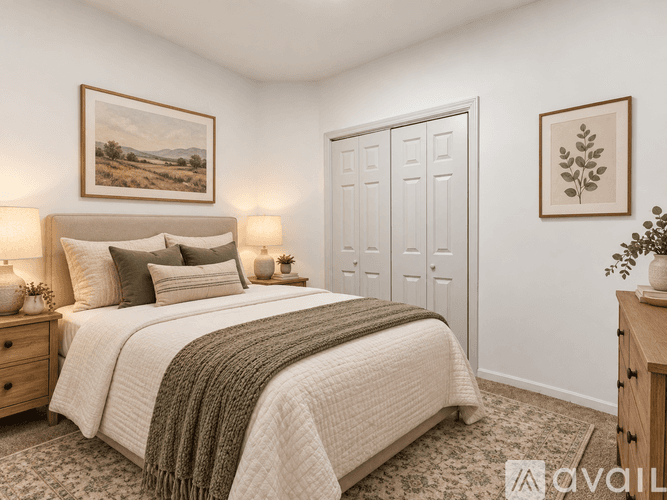 Lenexa House: 8852 Woodland Road