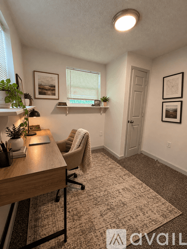 Lenexa House: 8852 Woodland Road