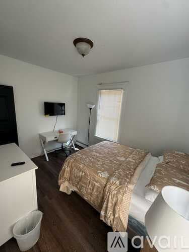 New Haven Apartment: 13 Blake Street