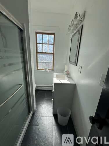 New Haven Apartment: 13 Blake Street