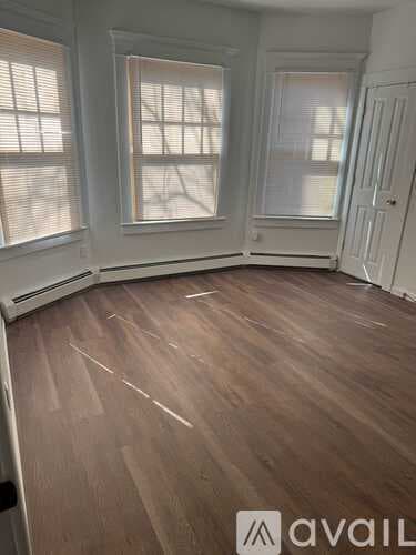 New Haven Apartment: 13 Blake Street