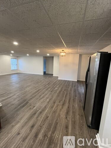 Gainesville House: 6620 Little Mill Rd