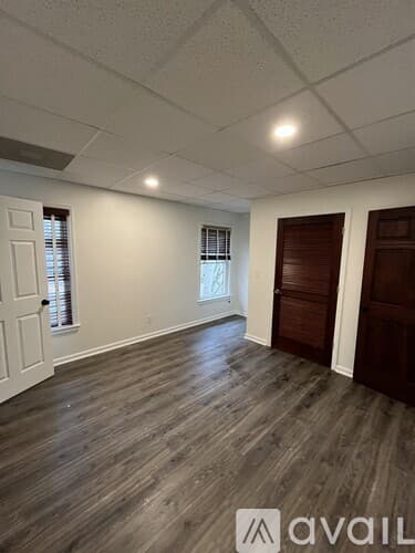 Gainesville House: 6620 Little Mill Rd