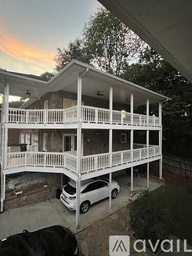 Gainesville House: 6620 Little Mill Rd