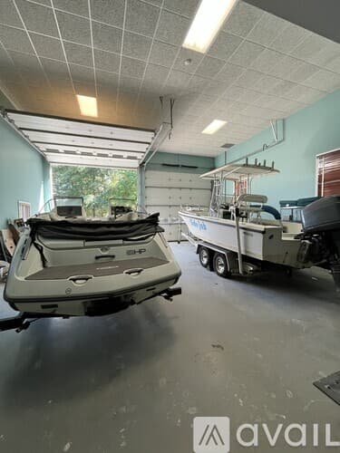 Gainesville House: 6620 Little Mill Rd