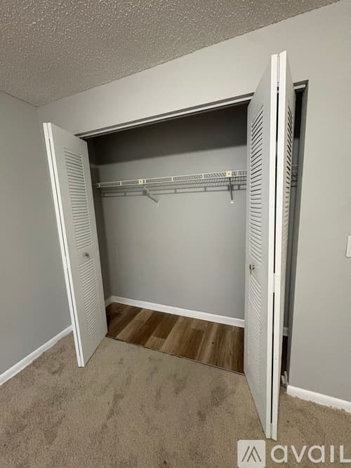 Temple Terrace Apartment: 5039 Bordeaux Village Pl