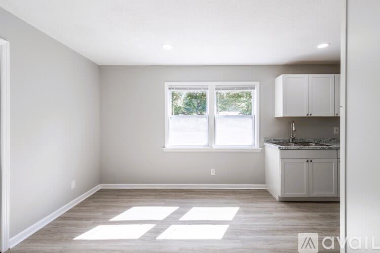 Hinesville House: 1108 Mary Ann Dr
