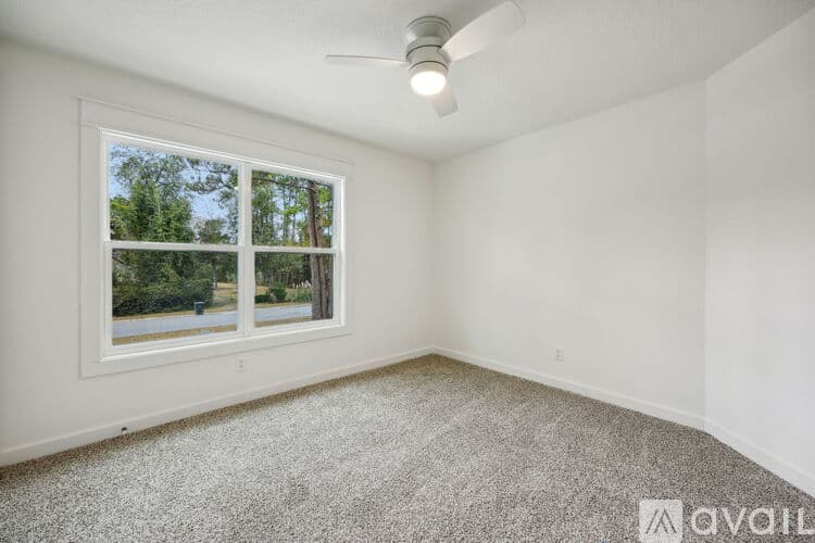 Kingsland Townhome: 158 Clarks Bluff Road
