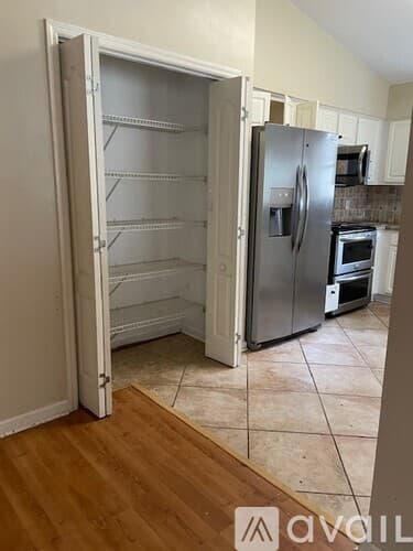 Tallahassee House: 1319 Blakemore Court