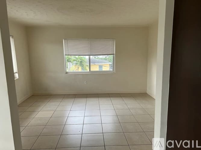 Miami Apartment: 890 Northwest 22nd Court
