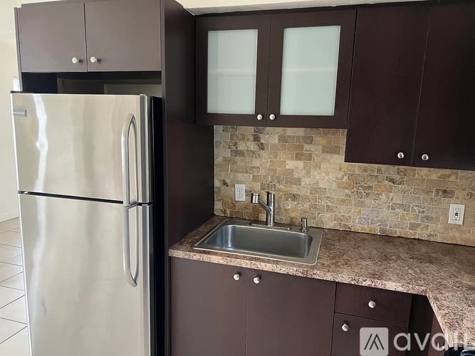 Miami Apartment: 890 Northwest 22nd Court