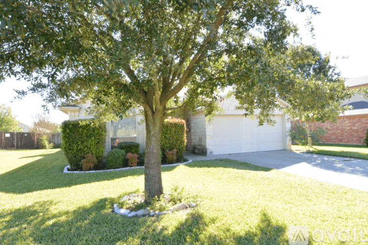 Temple House: 719 Devin Dr