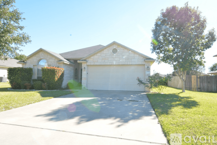 Temple House: 719 Devin Dr