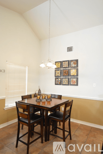 Temple House: 719 Devin Dr