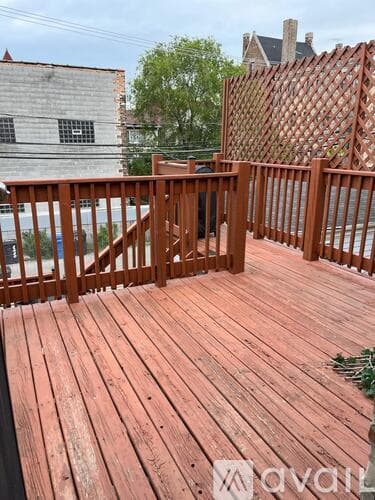 Chicago Apartment: 4429 South Calumet Avenue
