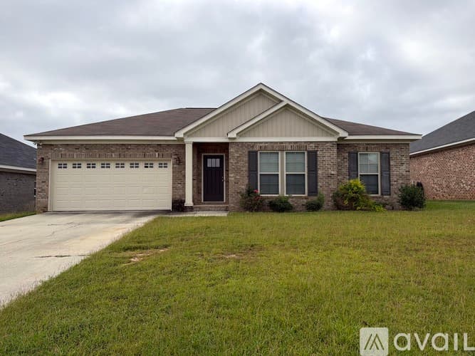 Dothan House: 111 Bluffton Rd