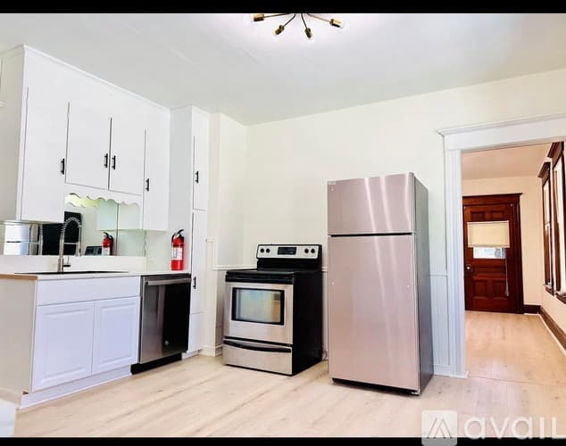 Utica Apartment: 925 Brayton Park Pl