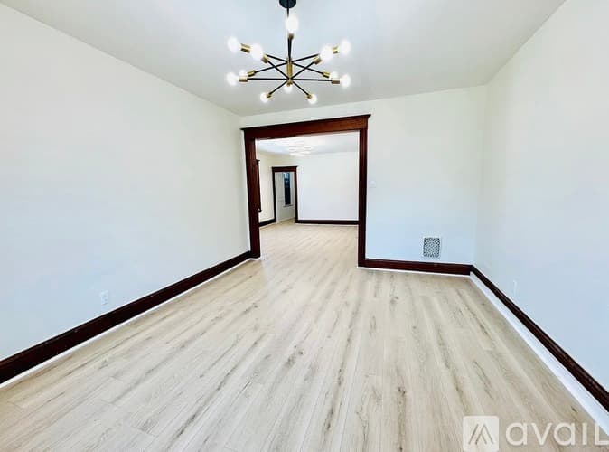 Utica Apartment: 925 Brayton Park Pl