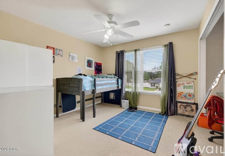 Palm Coast House: 76 Universal Trail