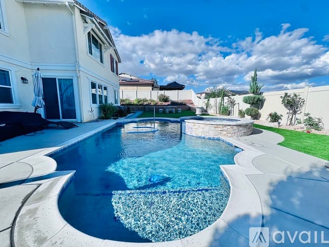 Menifee House: 25026 Ganymede Way