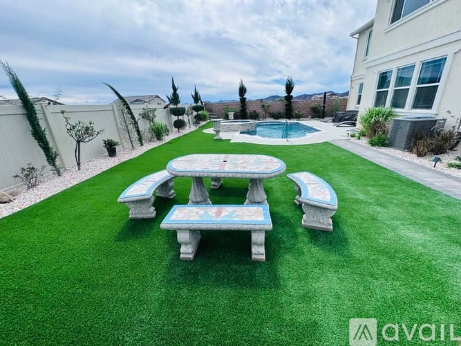 Menifee House: 25026 Ganymede Way