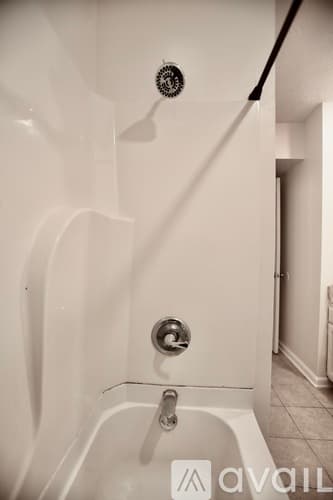 Buford Apartment: 650 Allen Street Northeast