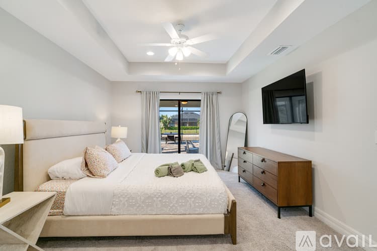 Cape Coral House: 2510 Southwest 10th Avenue