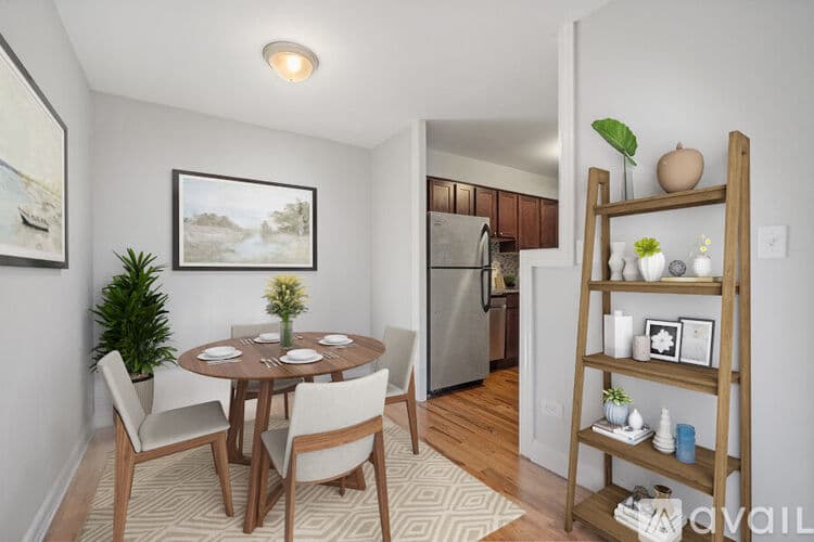 Highland Park Apartment: 696 Elm Pl