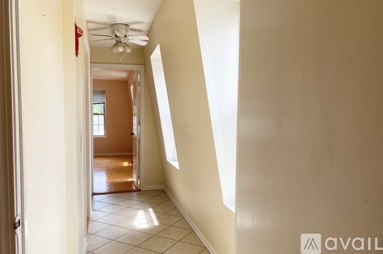 Middletown Condo: 1 Russell Street